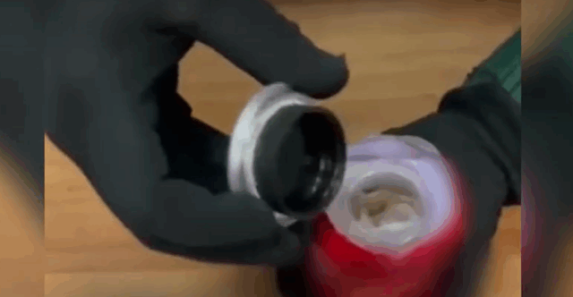 Nasconde la droga nelle lattine delle bibite: arrestato per spaccio un 39enne statunitense