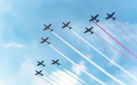 Annullata l’esibizione delle Frecce Tricolori a Milano per un grave incidente aereo
