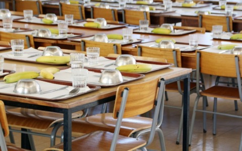 Zibido, iscrizioni aperte al nuovo servizio di ristorazione scolastica per ragazze e ragazzi della secondaria