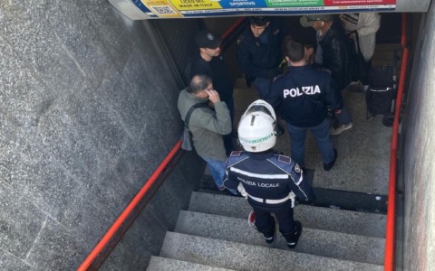 Sesto San Giovanni, le opposizioni unite contro la violenza a una donna musulmana