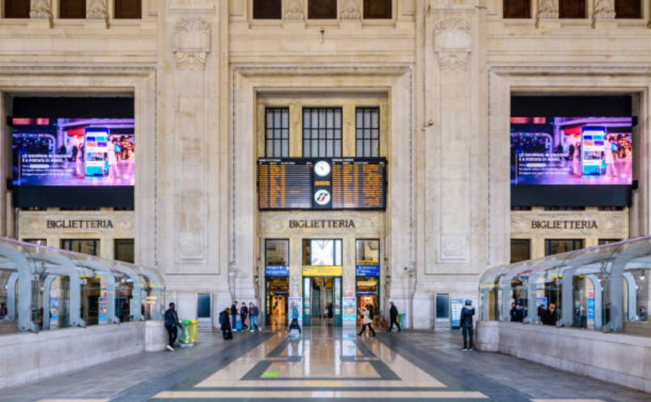 25enne aggredisce un gruppo di ebrei ortodossi americani alla Stazione Centrale