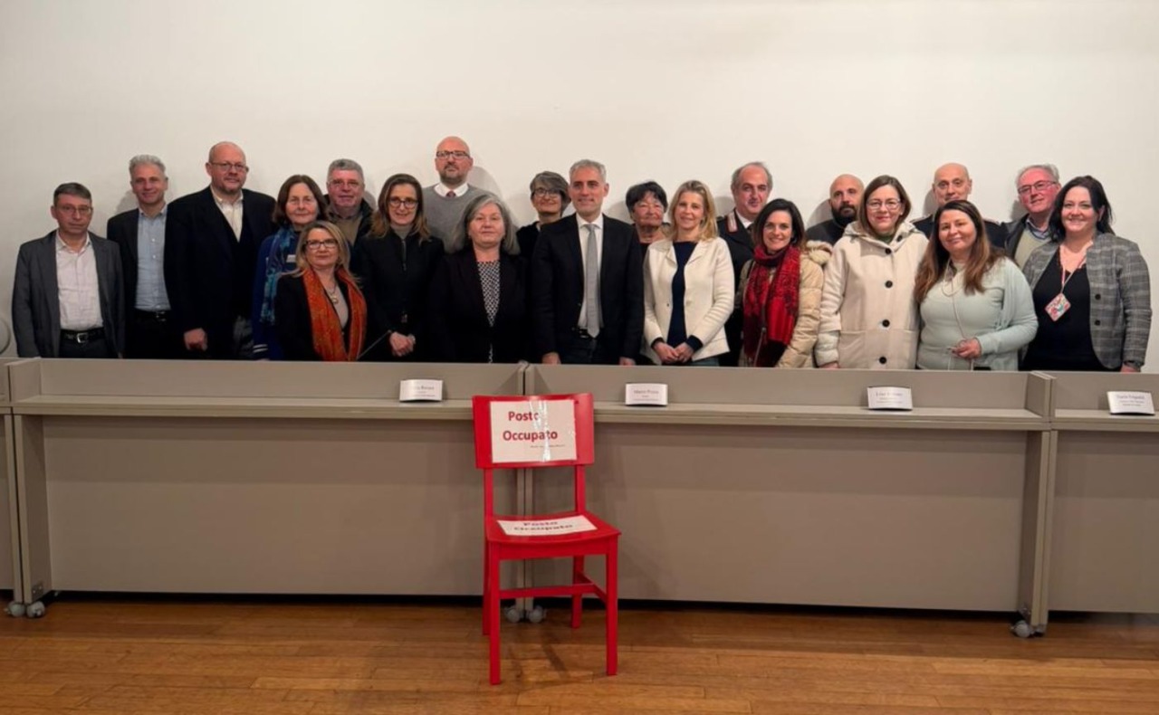 Parità di genere, Cesano Boscone crea la sua rete anti-violenza: firmato il protocollo territoriale