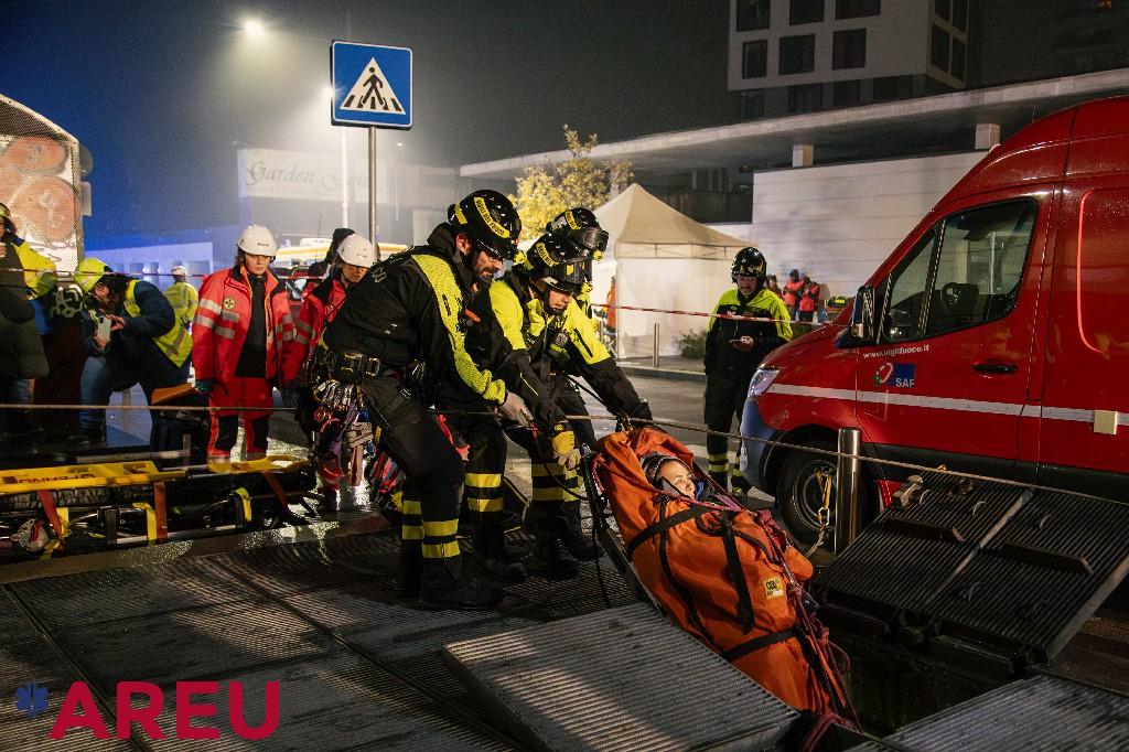 Convoglio in fumo e passeggeri da evacuare: la maxi-esercitazione che prepara Milano alle Olimpiadi 2026