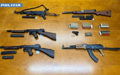 Scambio di armi intercettato dalla polizia: due uomini in manette a Garbagnate