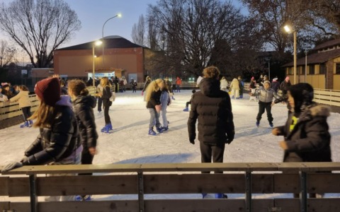 Buccinasco si veste per le feste: dal 20 novembre arriva la pista di pattinaggio