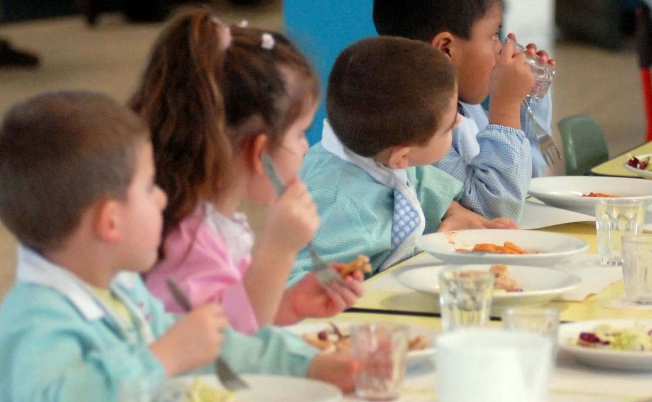 Il nuovo anno porterà nuove tariffe per la refezione scolastica di Rozzano