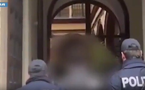 Milano, rapina a un turista per un orologio da 25mila euro: quattro arresti