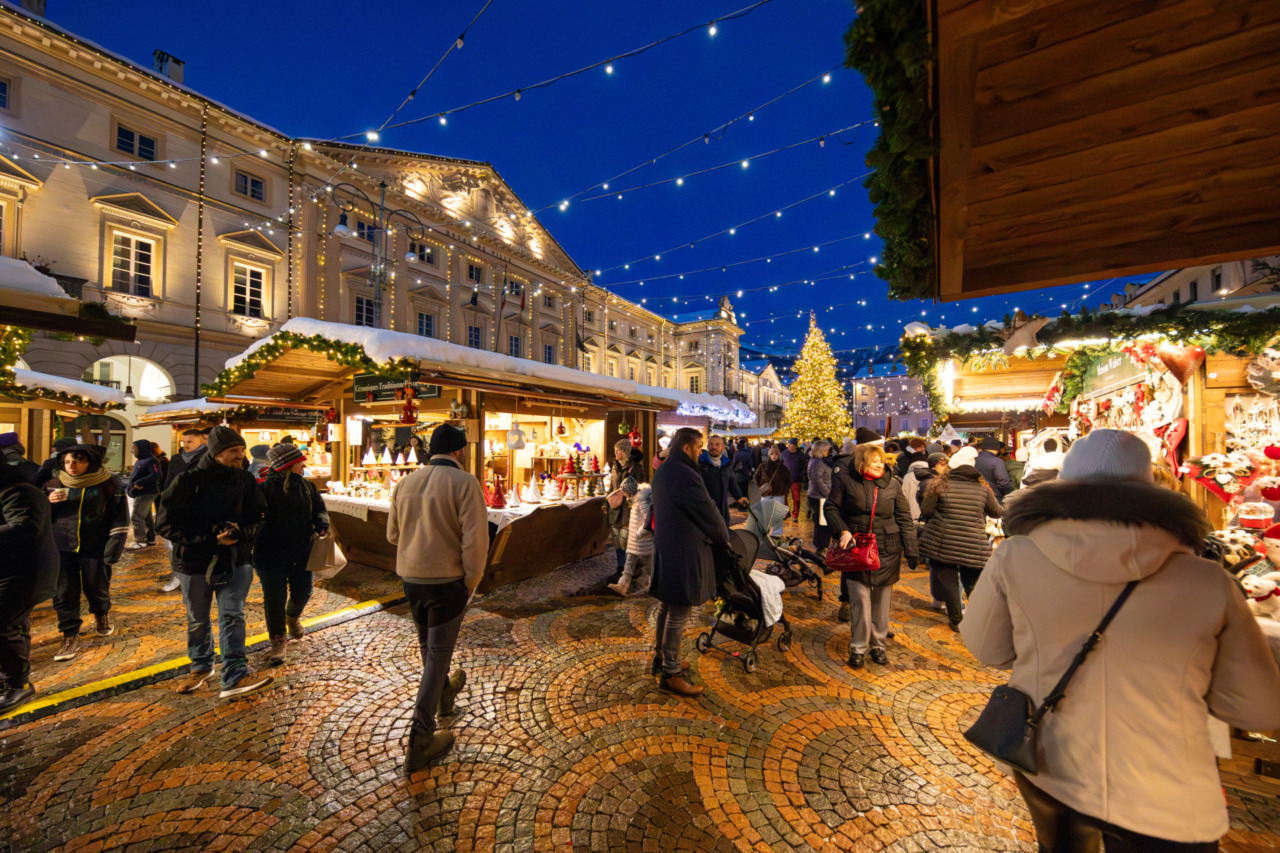 Idee regalo di Natale fashion per lei con sconti giornalieri grazie al calendario dell’Avvento di Seconda Strada