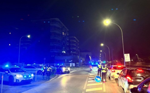 Buccinasco e Assago rafforzano il coordinamento della Polizia locale: 500 veicoli controllati e oltre 100 violazioni accertate nei servizi Smart