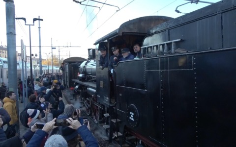 Porta Genova saluta i treni ordinari dopo 155 anni