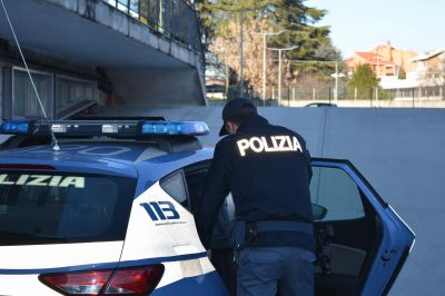 Bar chiuso per 10 giorni a Milano: stop del Questore dopo i controlli di polizia