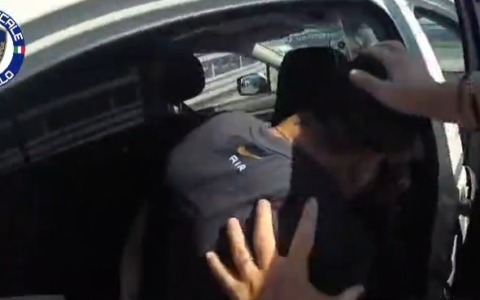 Agenti morsi durante un arresto nei campi tra Pioltello e Rodano