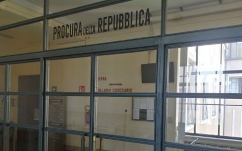 Abbandono rifiuti in via dei Lavoratori, area ancora sotto sequestro dallo scorso ottobre