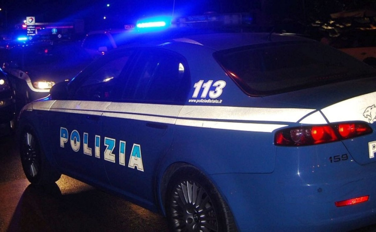 Il litigio e poi lo sparo nella notte, 23enne ferito a un piede al Gratosoglio