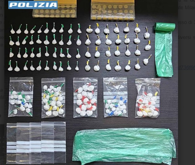 Scambio di droga in strada, scatta l’arresto
