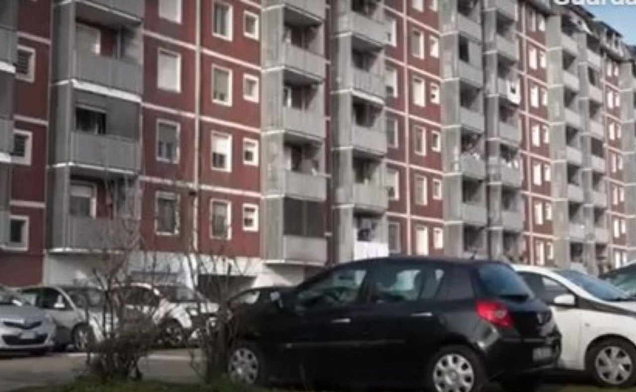 Giallo alla Barona, 31enne precipita dal quarto piano: indagini sulla morte di Marianna Pietropolli