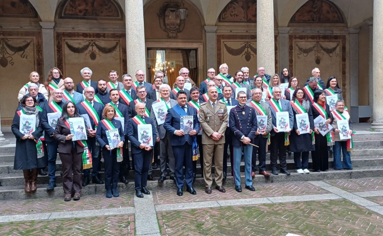 Presentato a Milano il CalendEsercito, la sindaca di Basiglio a Palazzo Isimbardi per la cerimonia