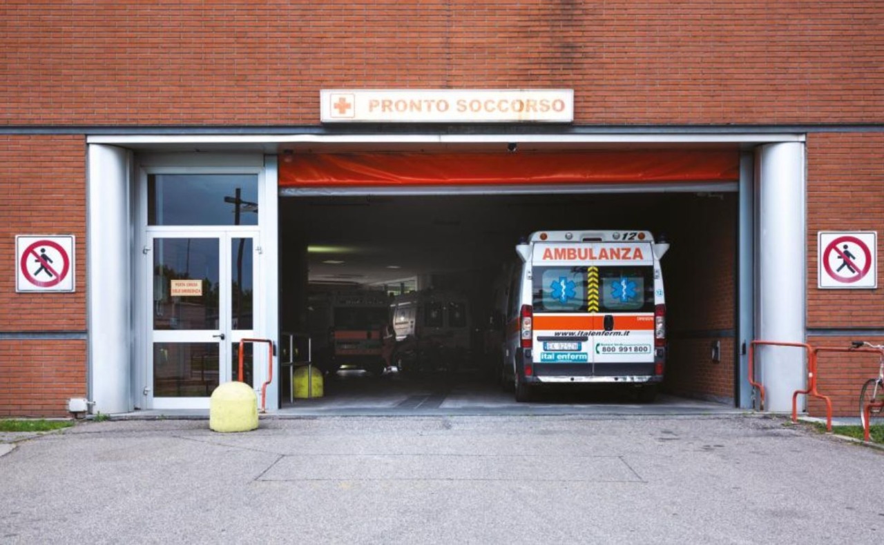 Drammatico incidente tra moto e minicar a Milano: morto il centauro di 53 anni