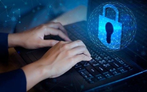 Contro le truffe Cesano Boscone punta sulla sicurezza digitale: al via il progetto “Cyber Secure City”