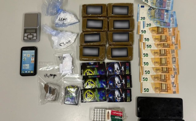 Arrestato 55enne per spaccio a Trezzano: sequestrati cocaina, hashish e munizioni