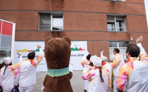 Giochi Invernali 2026: solidarietà e sport sotto le finestre del Niguarda