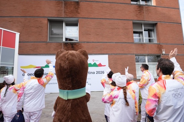 Giochi Invernali 2026: solidarietà e sport sotto le finestre del Niguarda