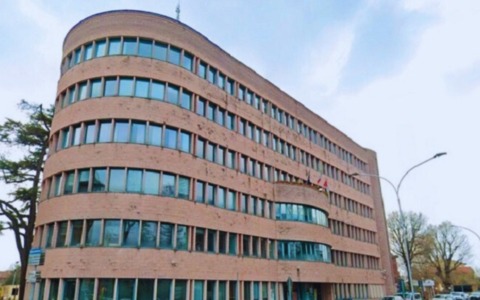 Stop al bar-ristorante del Centro sportivo di via Indipendenza a Buccinasco: annullata la Scia