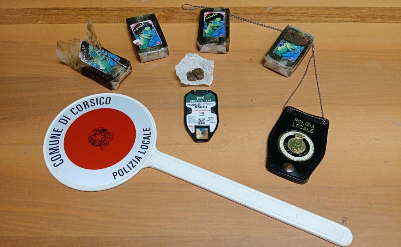 Tre giovani denunciati per droga a Corsico: la polizia locale sequestra 368 grammi di hashish