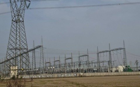 Il Pd di Trezzano sulla stazione Terna di trasformazione elettrica: “Il nostro territorio non è in vendita”