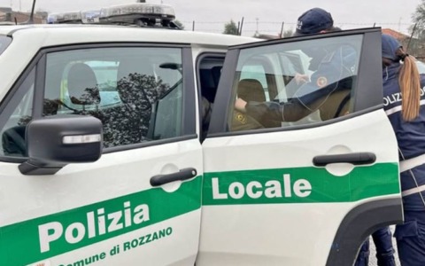Viola il divieto di dimora: arrestato 25enne durante i controlli della polizia locale