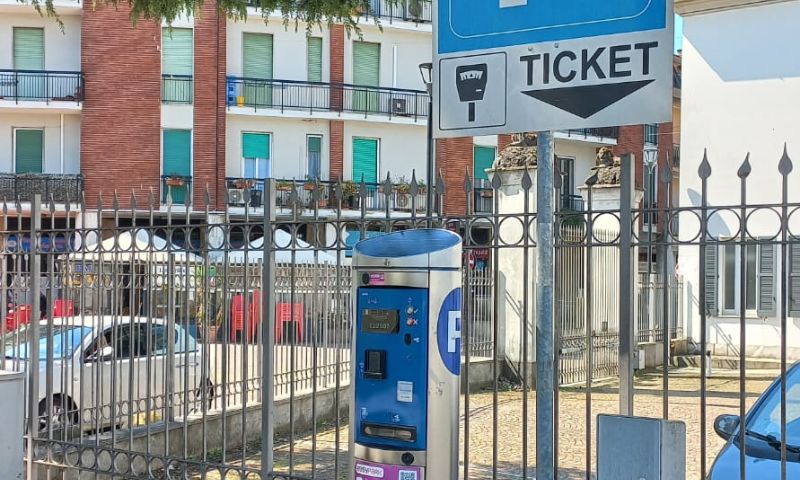 Parcheggi smart in centro a Cesano Boscone: arriva EasyPark