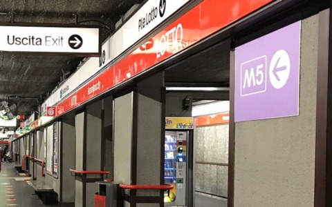 Senza biglietto aggredisce controllore Atm con un martello: arrestato brasiliano di 32 anni