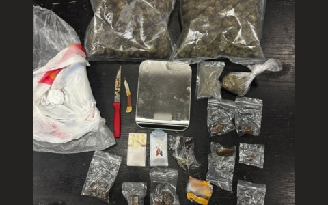 Droga in casa e nel box a Buccinasco: arrestato 35enne a Milano perchè ostacolava la circolazione stradale