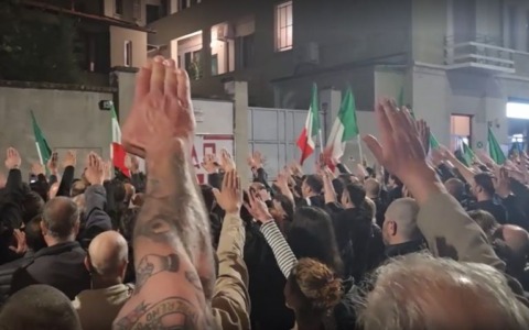 Braccia tese e 33enne violentemente pestato durante le commemorazioni per Ramelli: quattro denunciati