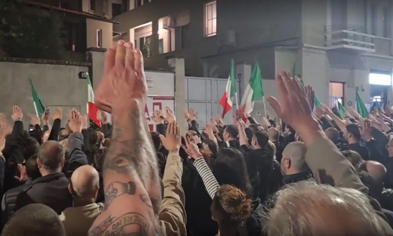 Braccia tese e 33enne violentemente pestato durante le commemorazioni per Ramelli: quattro denunciati