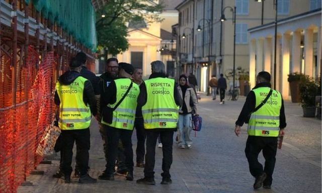 A Corsico riparte il servizio con gli street tutor per il decoro e una convivenza più civile