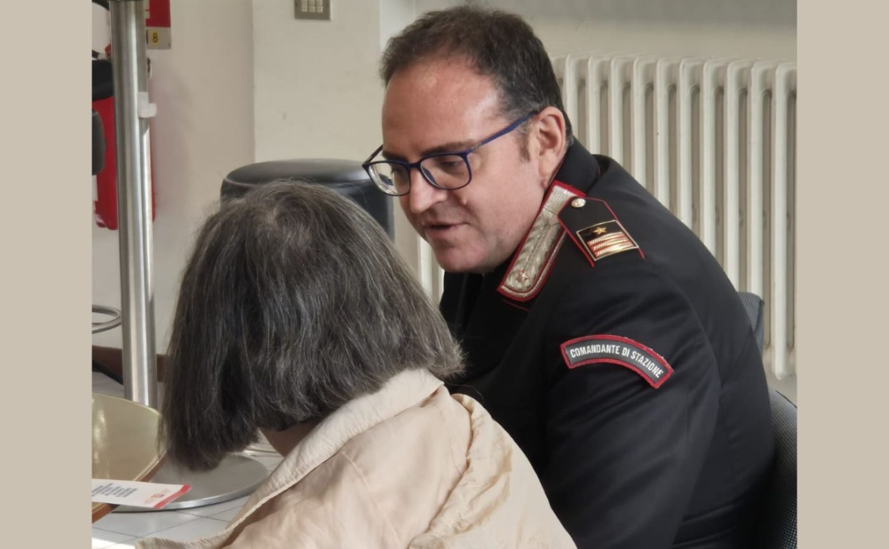 Sventato tentativo di truffa del “finto carabiniere” a Milano: 36enne arrestato in casa della vittima