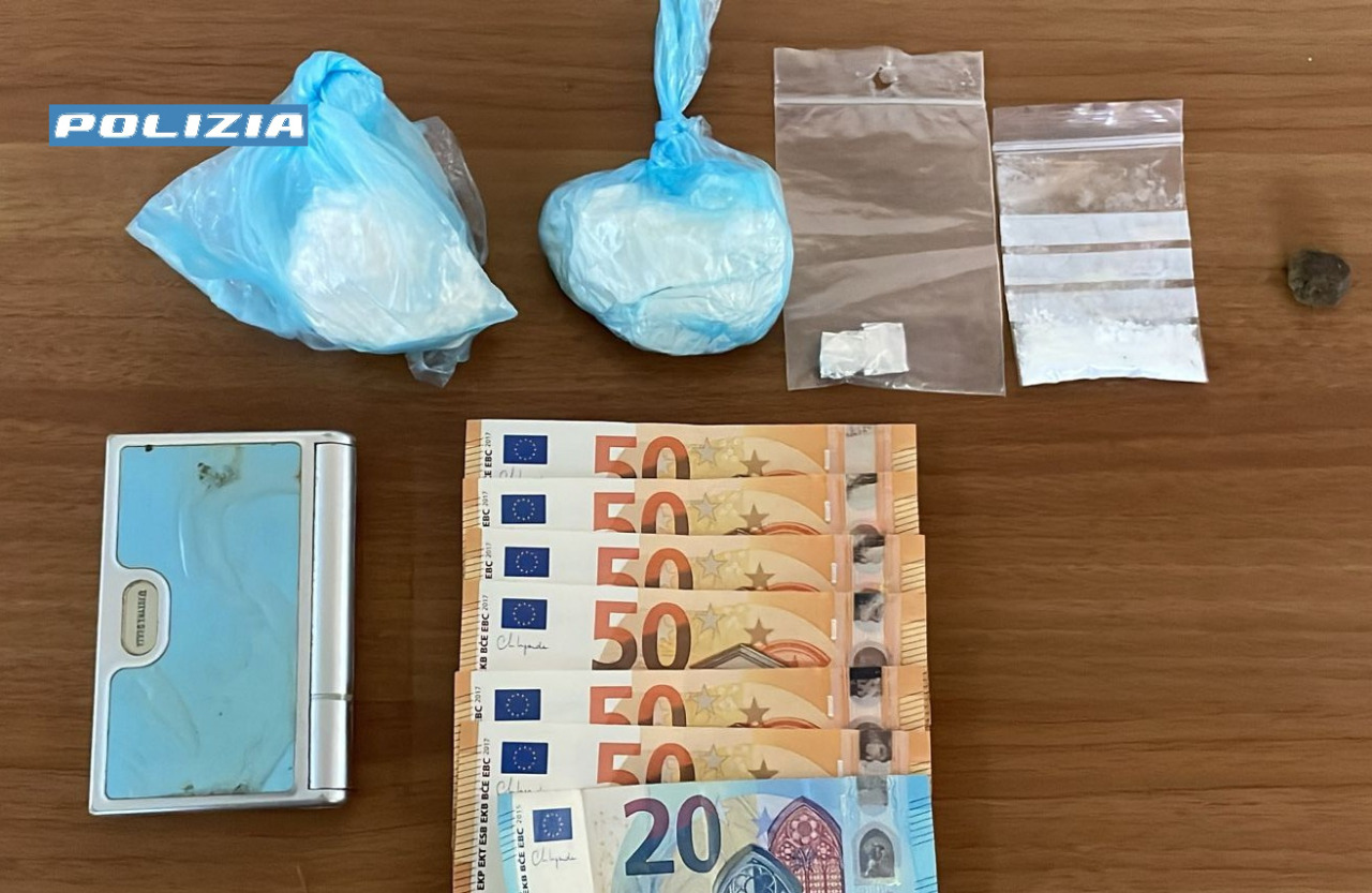 Milano, arrestato 53enne per detenzione di stupefacenti