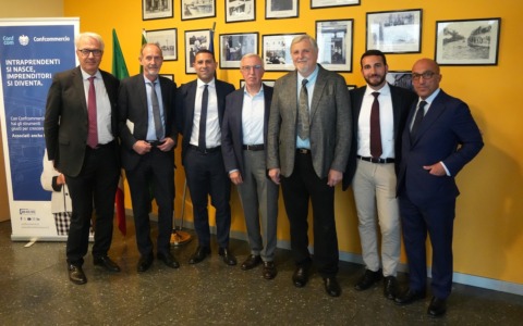 Confronto tra i candidati sindaco presso la Confcommercio di Corsico: il racconto della serata