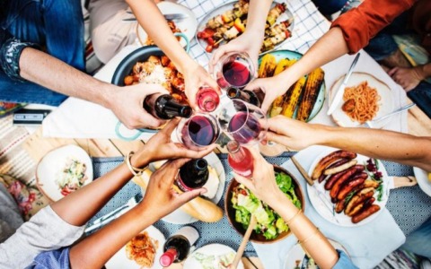 Tutto pronto a Buccinasco per il “Mediterranean Fest”: due giorni tra sapori, musica e tradizioni del Mediterraneo