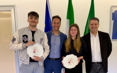 Due giovani talenti premiati nella ristorazione a Rozzano: Elisa e Steven vincono il “Premio Aimo e Nadia”