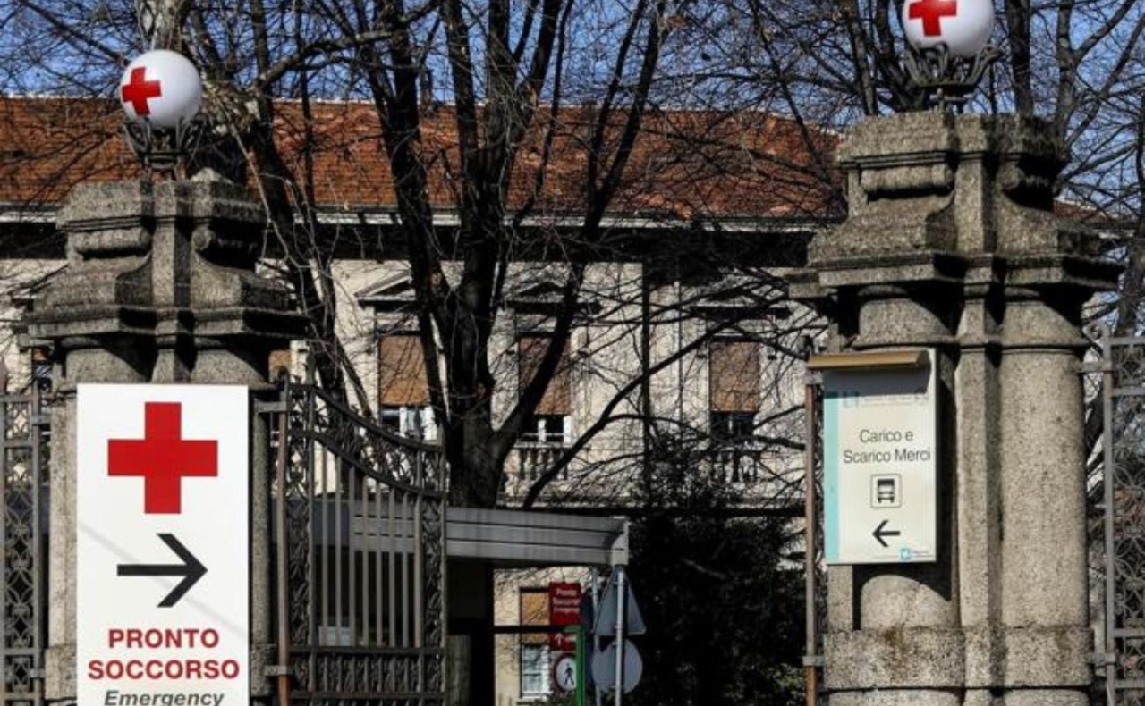 Hantavirus, Ricoverata in quarantena all’ospedale Sacco una seconda turista inglese: il test è negativo