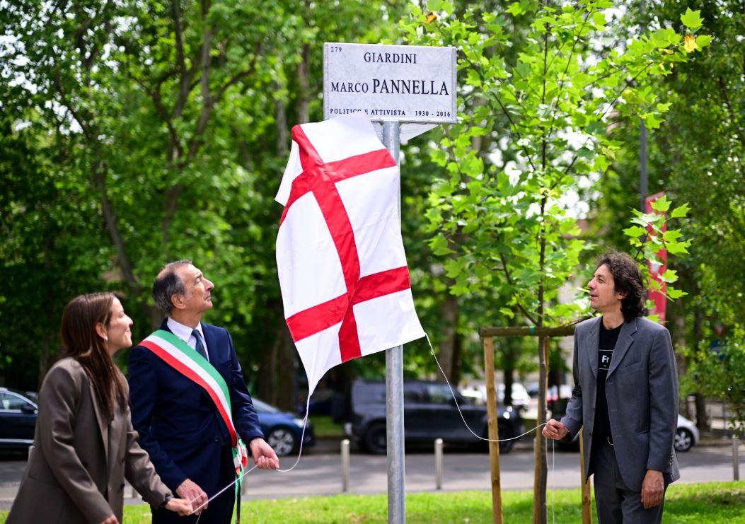 Milano dedica a Marco Pannella i giardini davanti a San Vittore