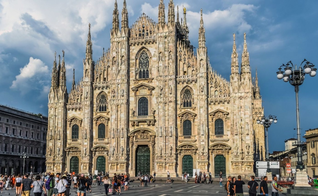 Piano anticaldo per turisti e visitatori del Duomo: presidio medico e distribuzione di acqua