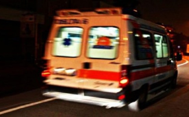Tragico incidente nella notte a Milano: motociclista di Pieve Emanuele perde la vita schiantandosi contro un palo e rimanendo decapitato