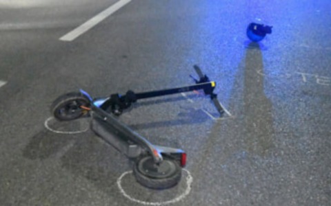 Incidente mortale nella notte a Milano: 18enne perde la vita dopo lo scontro tra monopattino e auto