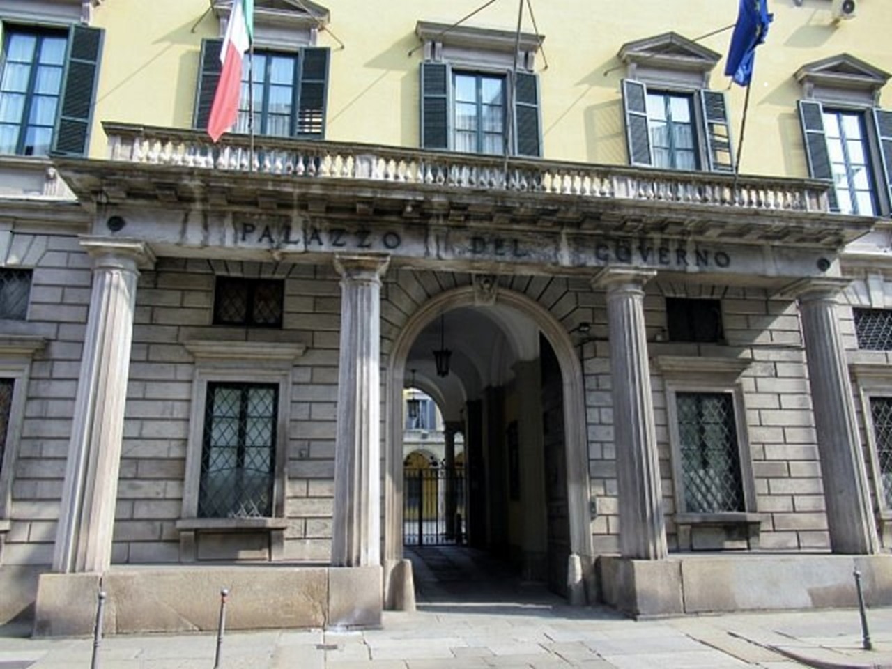 Sicurezza a Buccinasco, il sindaco chiede più controlli: Carabinieri rafforzano la presenza nel quartiere Robarello