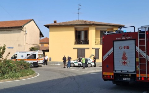Robecco e Milano, due morti in pochi minuti: operaio 48enne cade dal sottotetto durante i lavori, 21enne precipita in Gae Aulenti