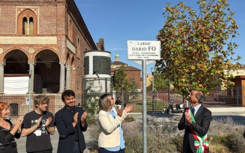 Largo Dario Fo: a Milano una piazza per ricordare l’attore premio Nobel a dieci anni dalla morte