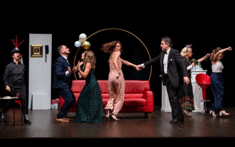 “Rumors”, gli equivoci di Neil Simon arrivano al Teatro San Cristoforo-Alfredo Chiesa